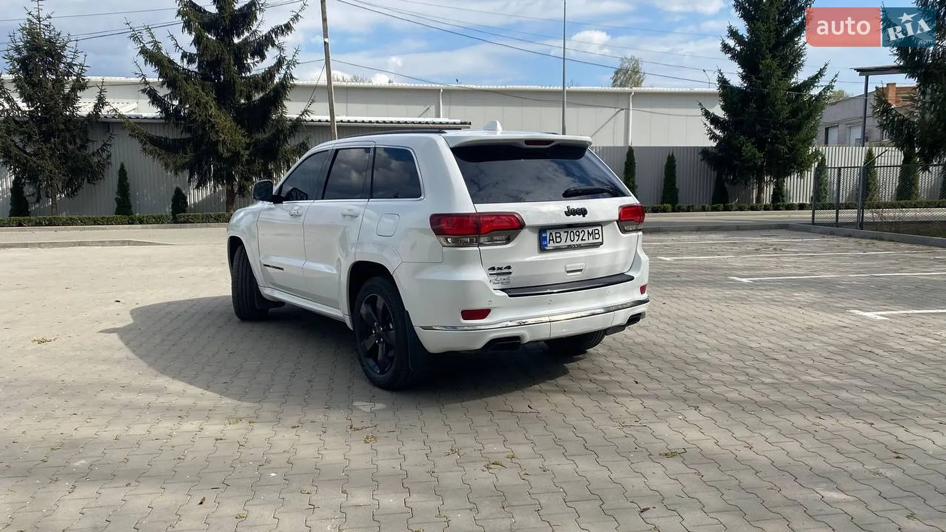 2015 Jeep Grand Cherokee - мініатюра 13