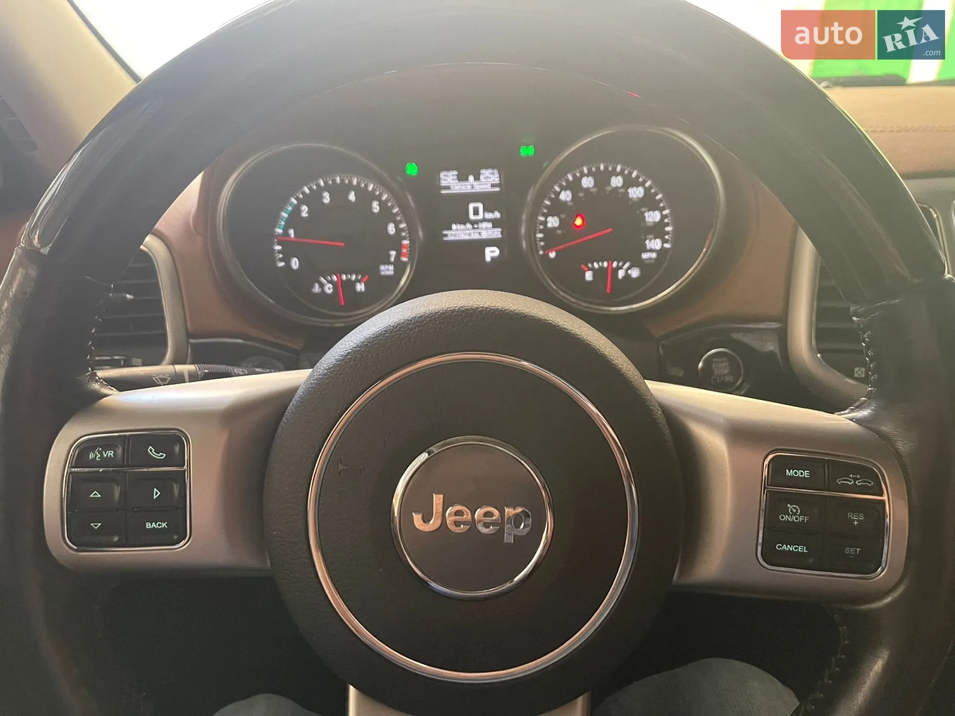 2011 Jeep Grand Cherokee - мініатюра 12