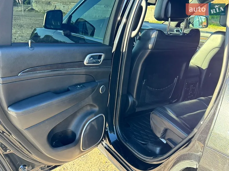 Jeep Grand Cherokee 2016 VIN 1C4RJFCM8GC398900 фото оголошення 24 з 66