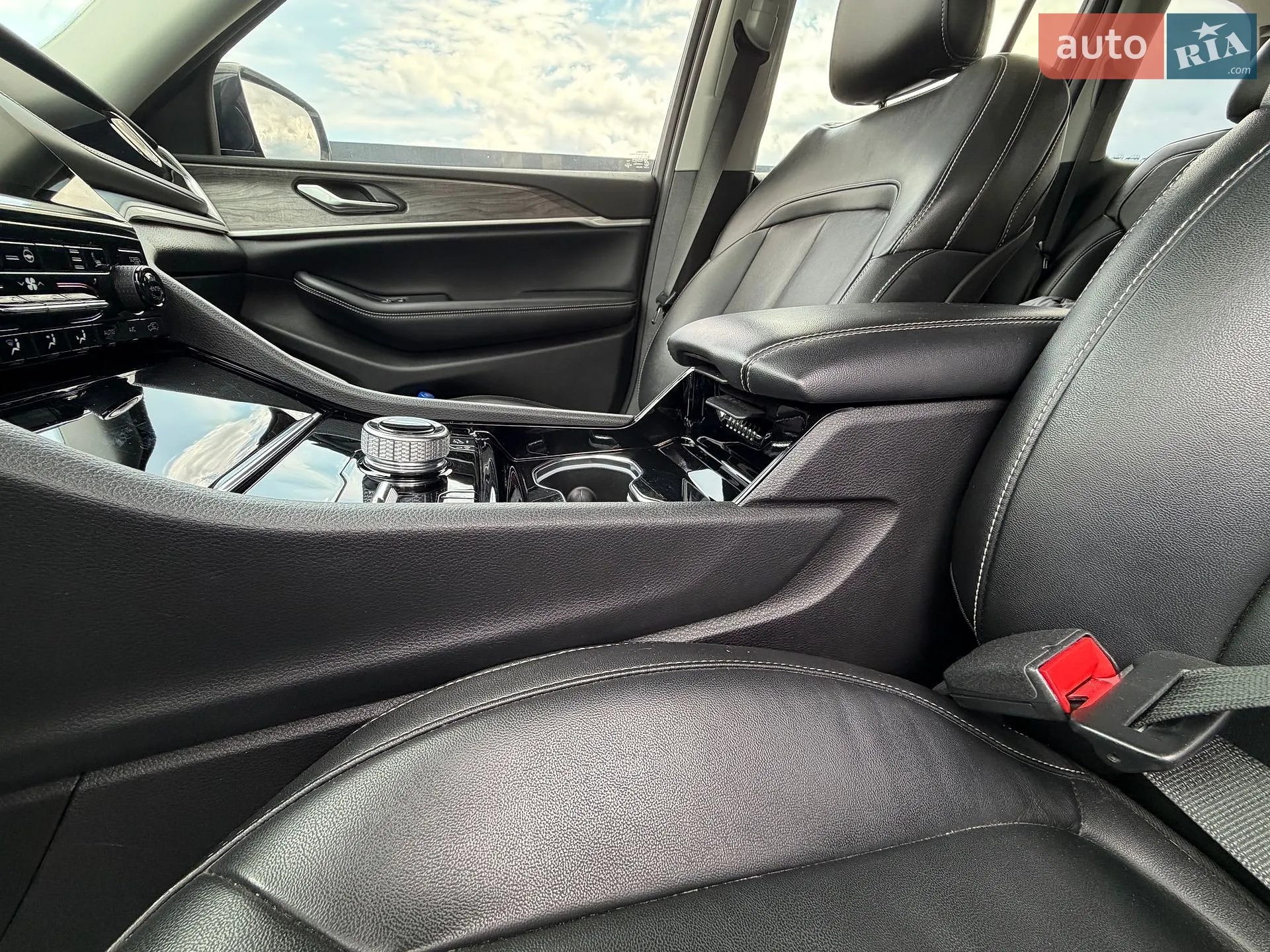 2022 Jeep Grand Cherokee - мініатюра 23