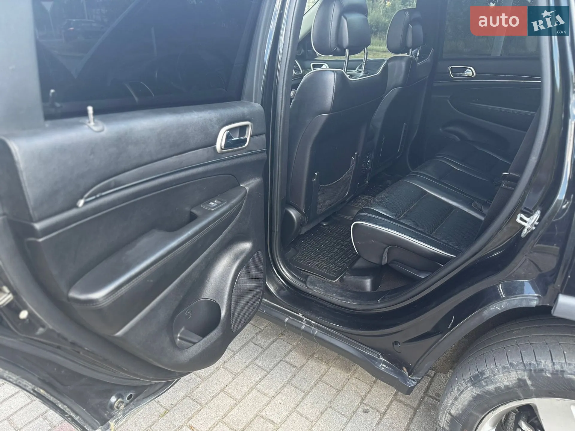 2011 Jeep Grand Cherokee - мініатюра 11