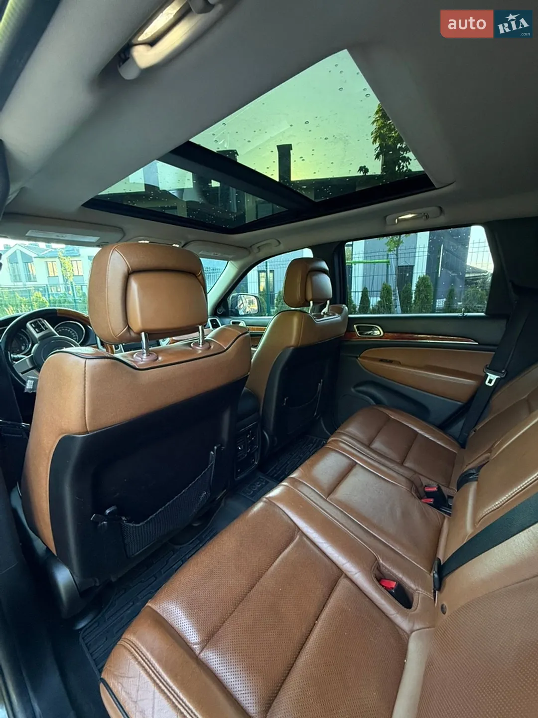 2011 Jeep Grand Cherokee - мініатюра 16