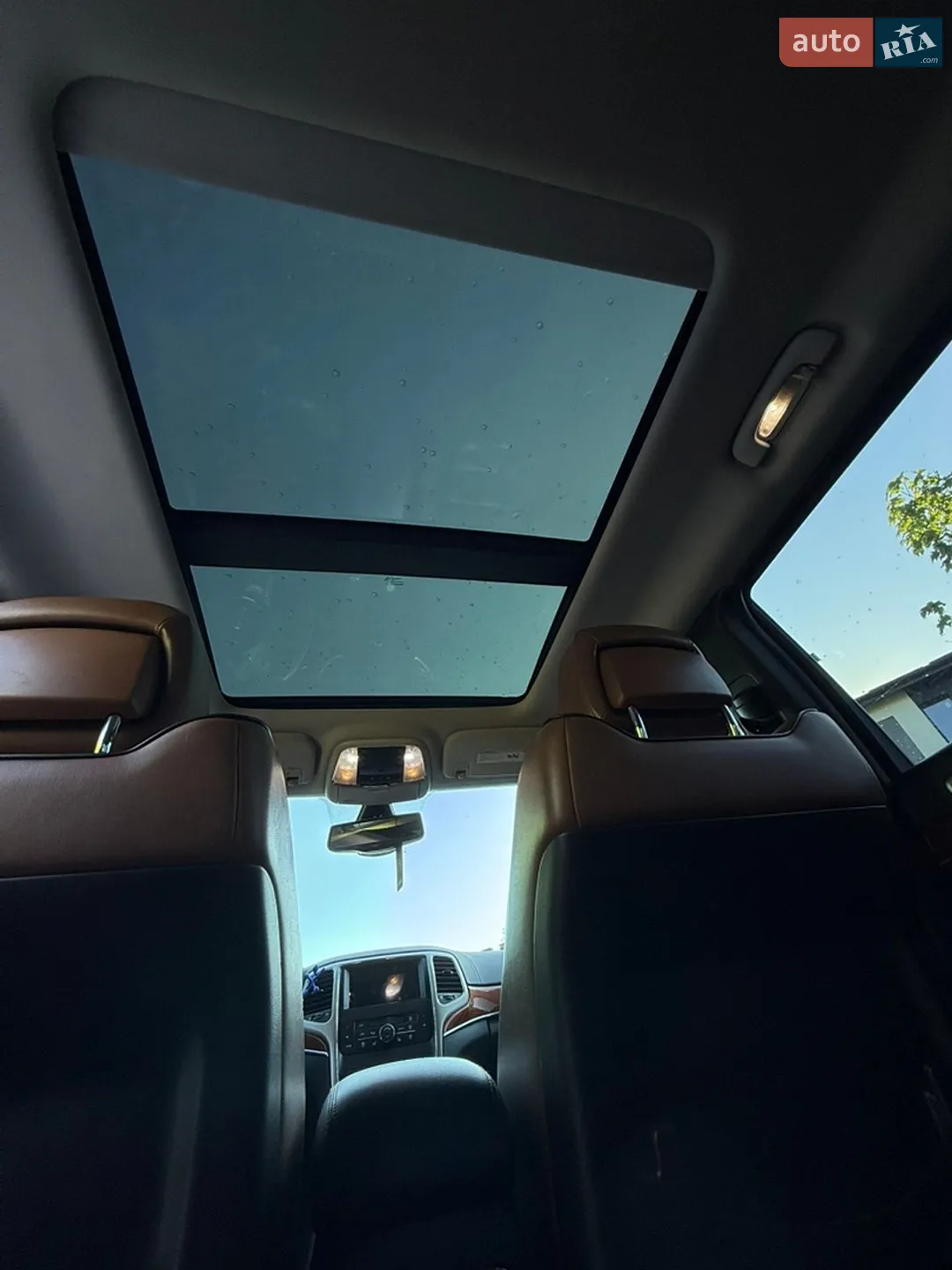 2011 Jeep Grand Cherokee - мініатюра 27