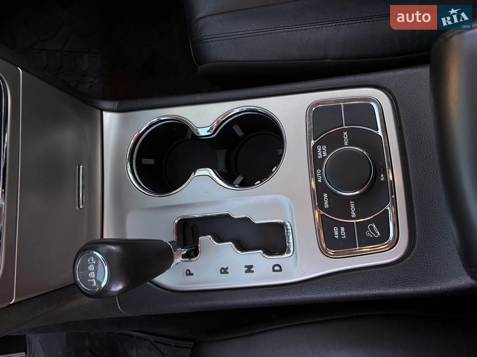 2012 Jeep Grand Cherokee - мініатюра 23