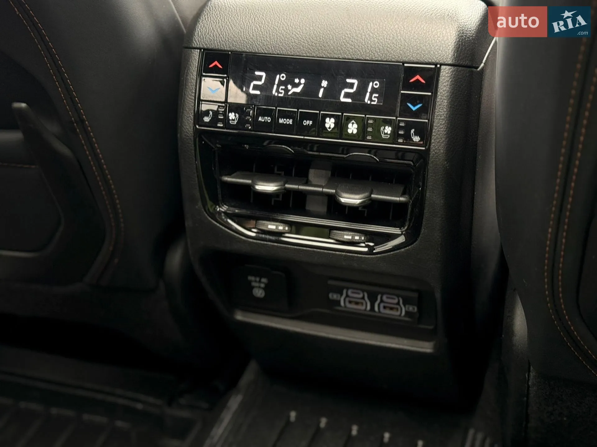 2022 Jeep Grand Cherokee - мініатюра 12