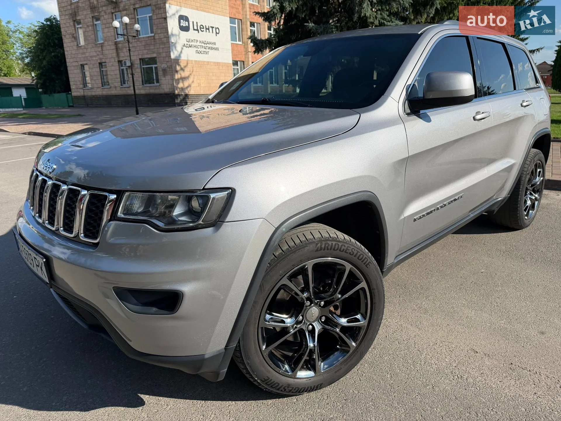 2017 Jeep Grand Cherokee - мініатюра 3