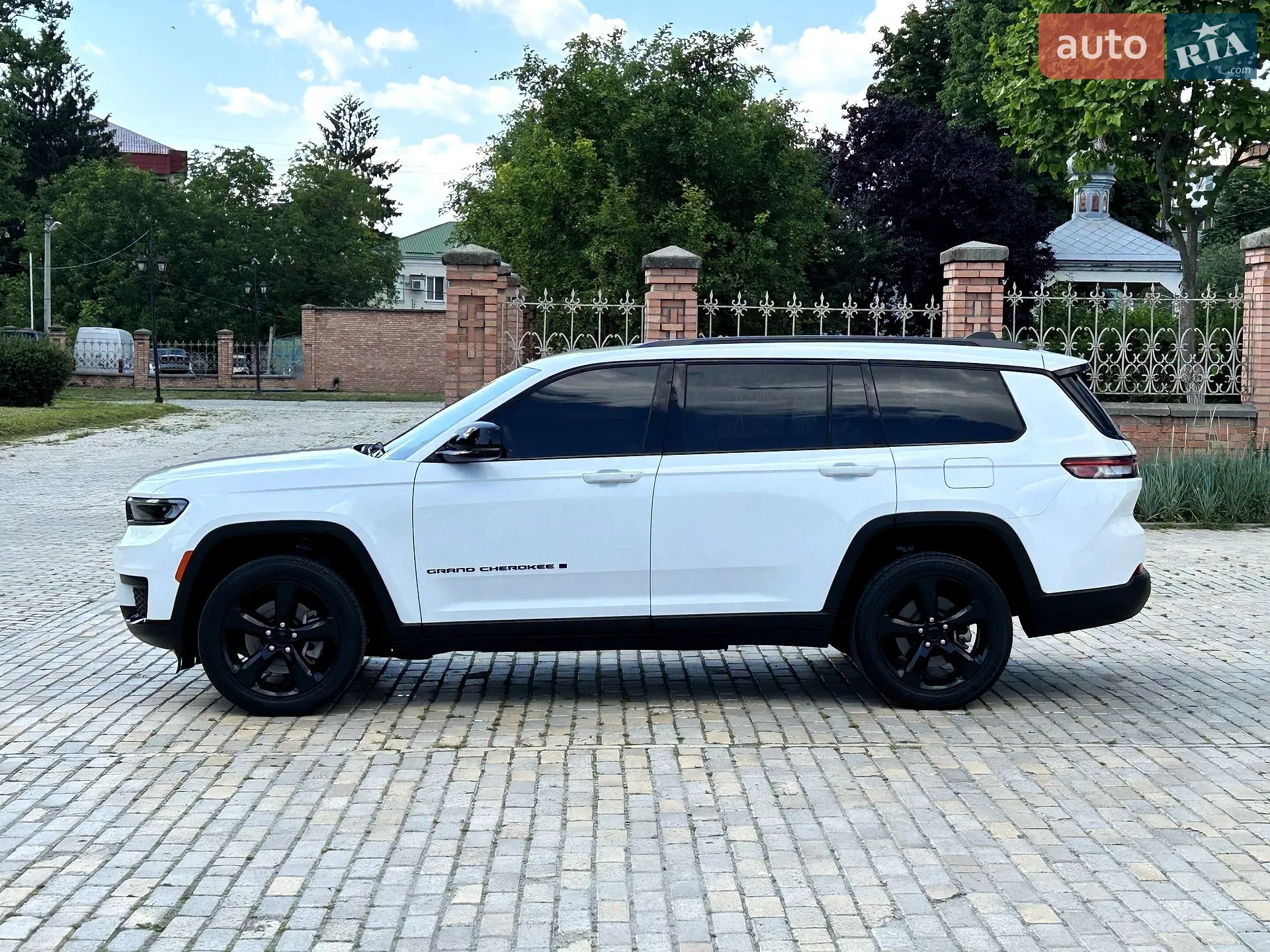 2023 Jeep Grand Cherokee - мініатюра 10