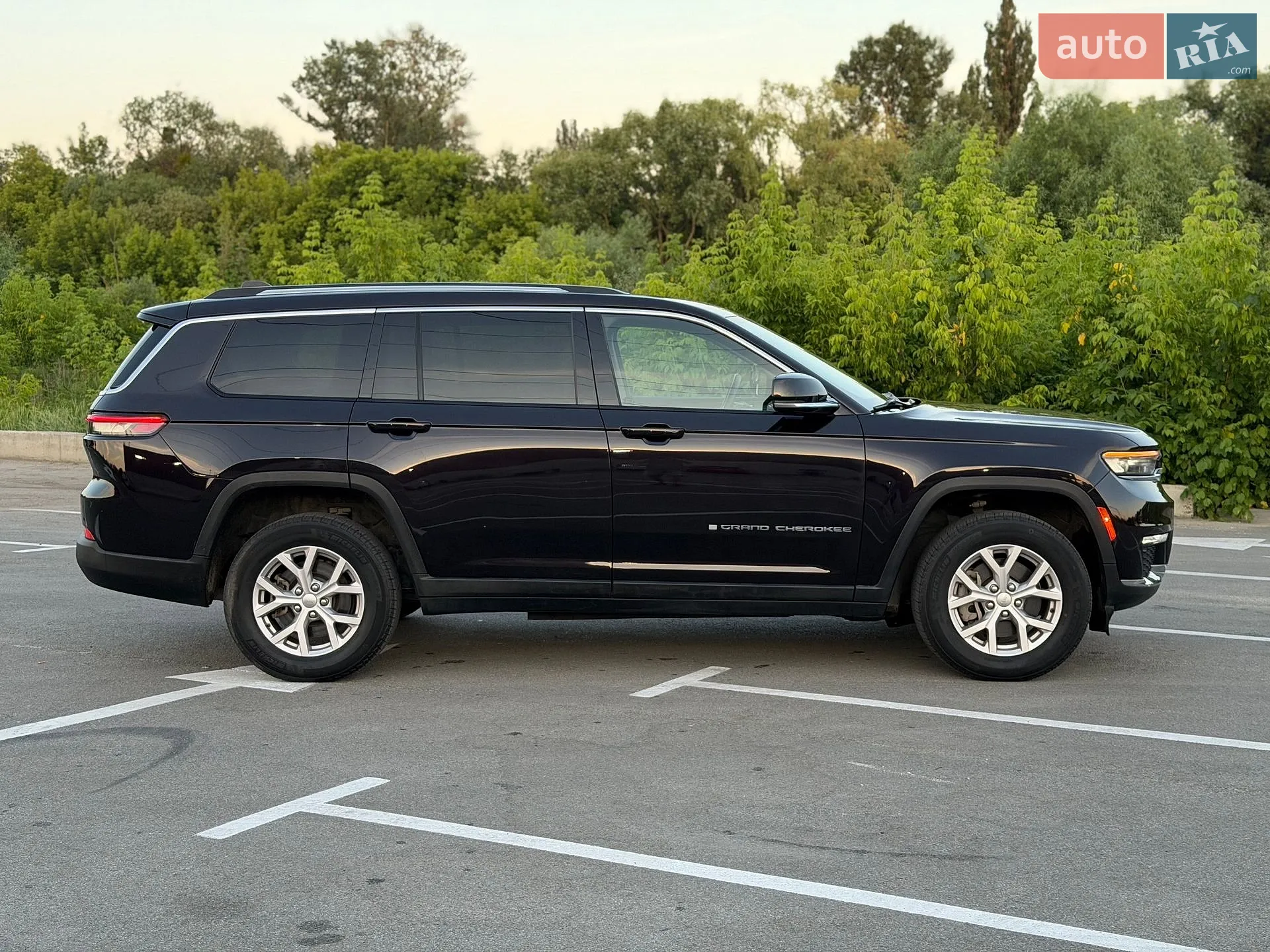 2022 Jeep Grand Cherokee - мініатюра 11