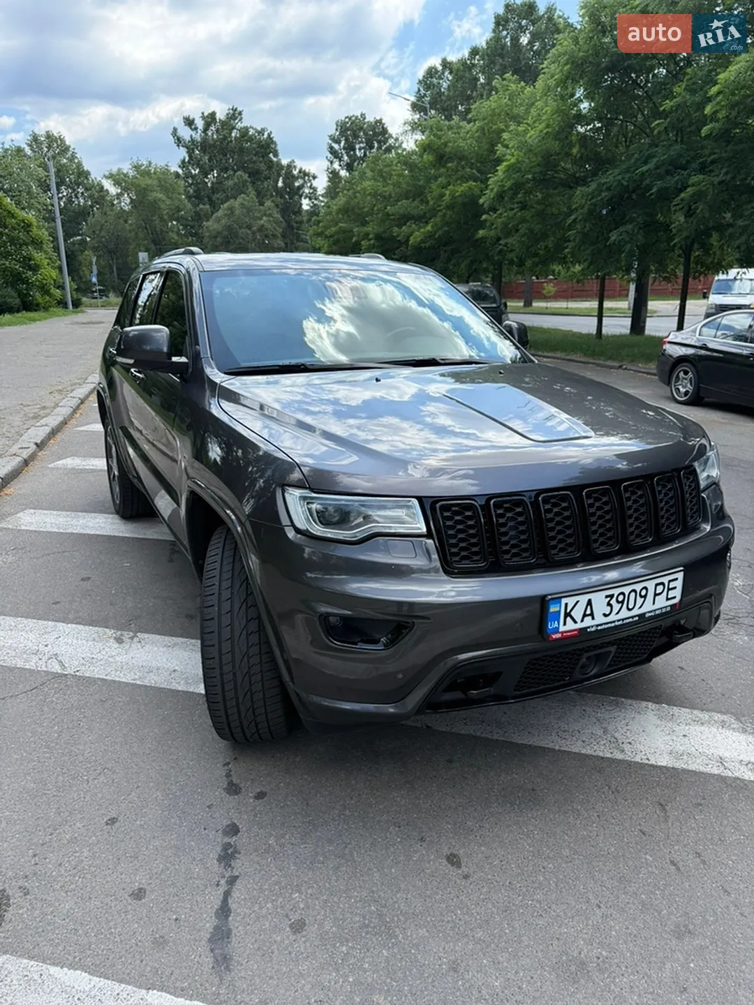 2019 Jeep Grand Cherokee - фото 1