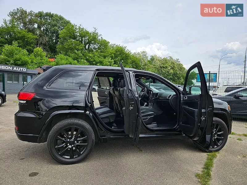 Jeep Grand Cherokee 2019 VIN 1C4RJFAG3KC840942 фото оголошення 19 з 72