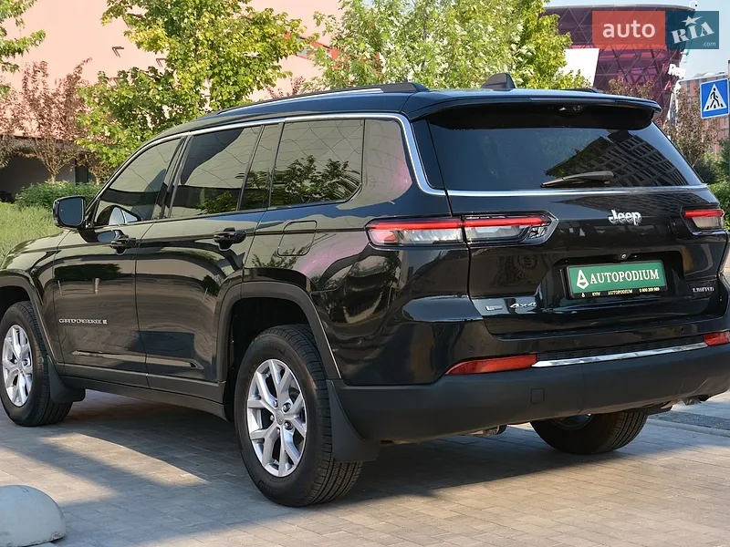 Jeep Grand Cherokee 2022 VIN 1C4RJKBG1N8621931 фото оголошення 11 з 114