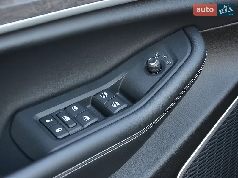 Jeep Grand Cherokee 2022 VIN 1C4RJKBG1N8621931 фото оголошення 20 з 114