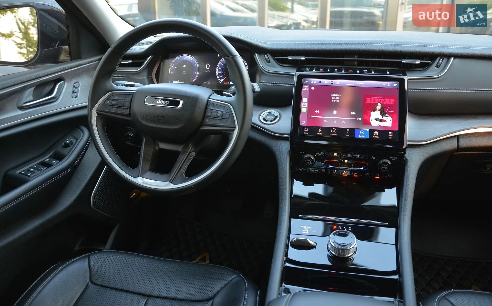 2022 Jeep Grand Cherokee - мініатюра 29
