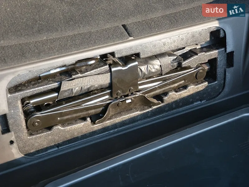 Jeep Grand Cherokee 2022 VIN 1C4RJKBG1N8621931 фото оголошення 70 з 114