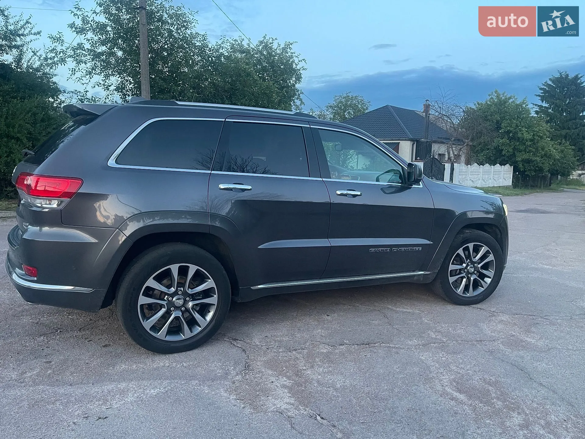 2017 Jeep Grand Cherokee - мініатюра 14