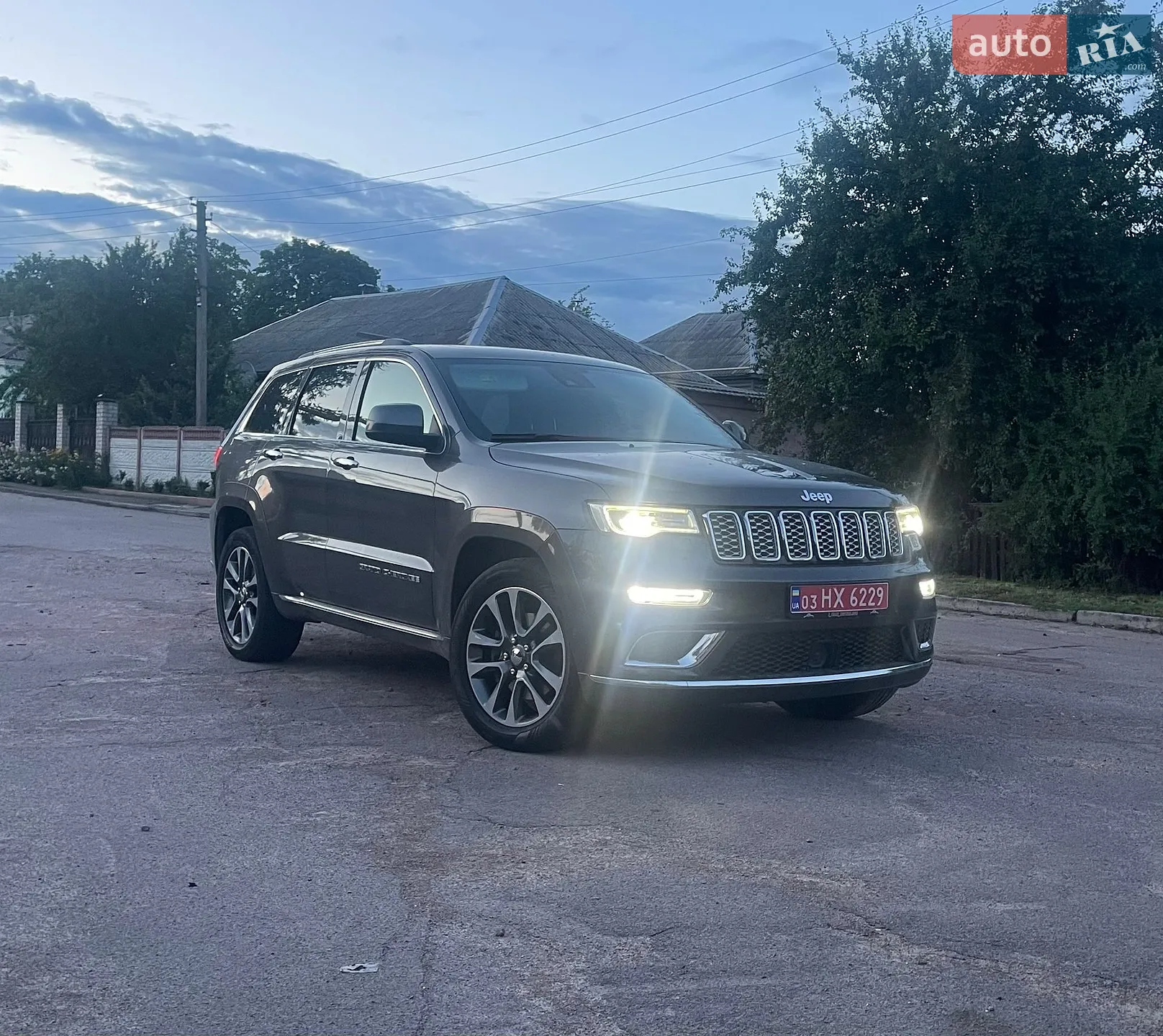 2017 Jeep Grand Cherokee - мініатюра 19