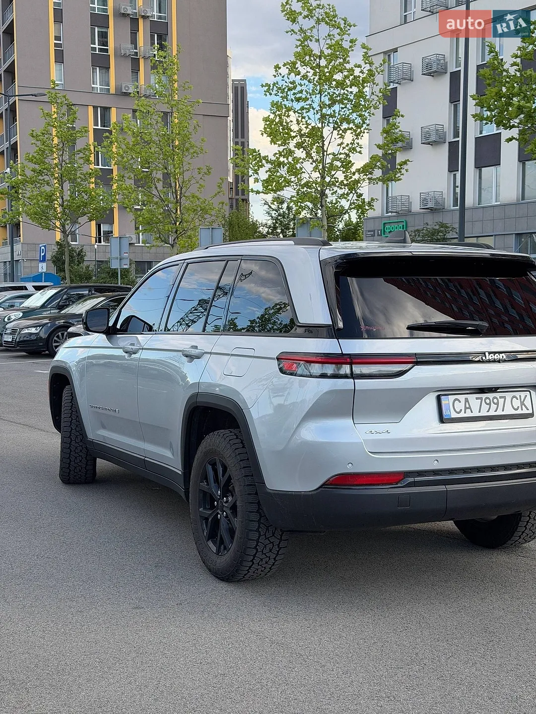 2023 Jeep Grand Cherokee - мініатюра 4