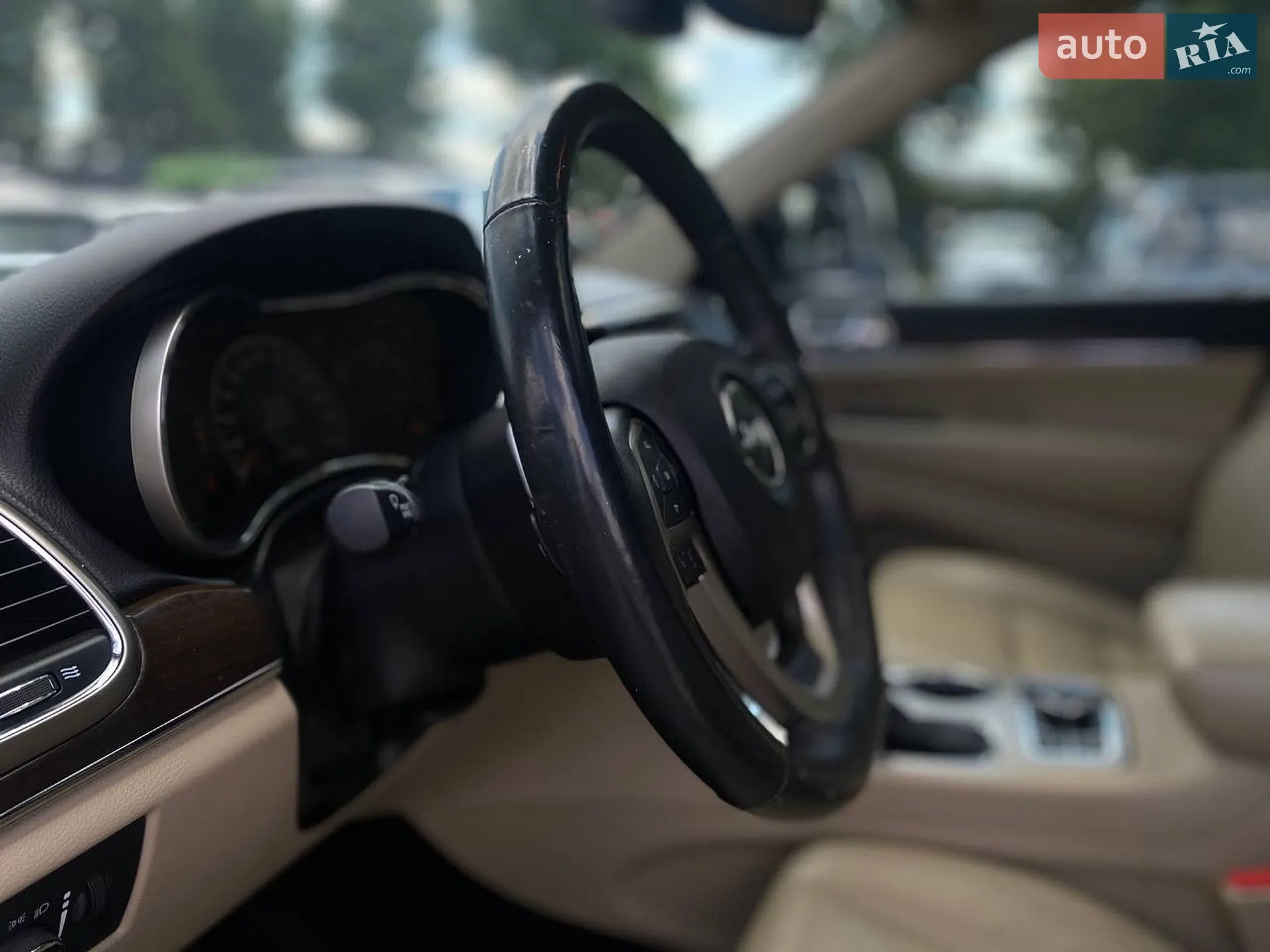 2017 Jeep Grand Cherokee - мініатюра 28