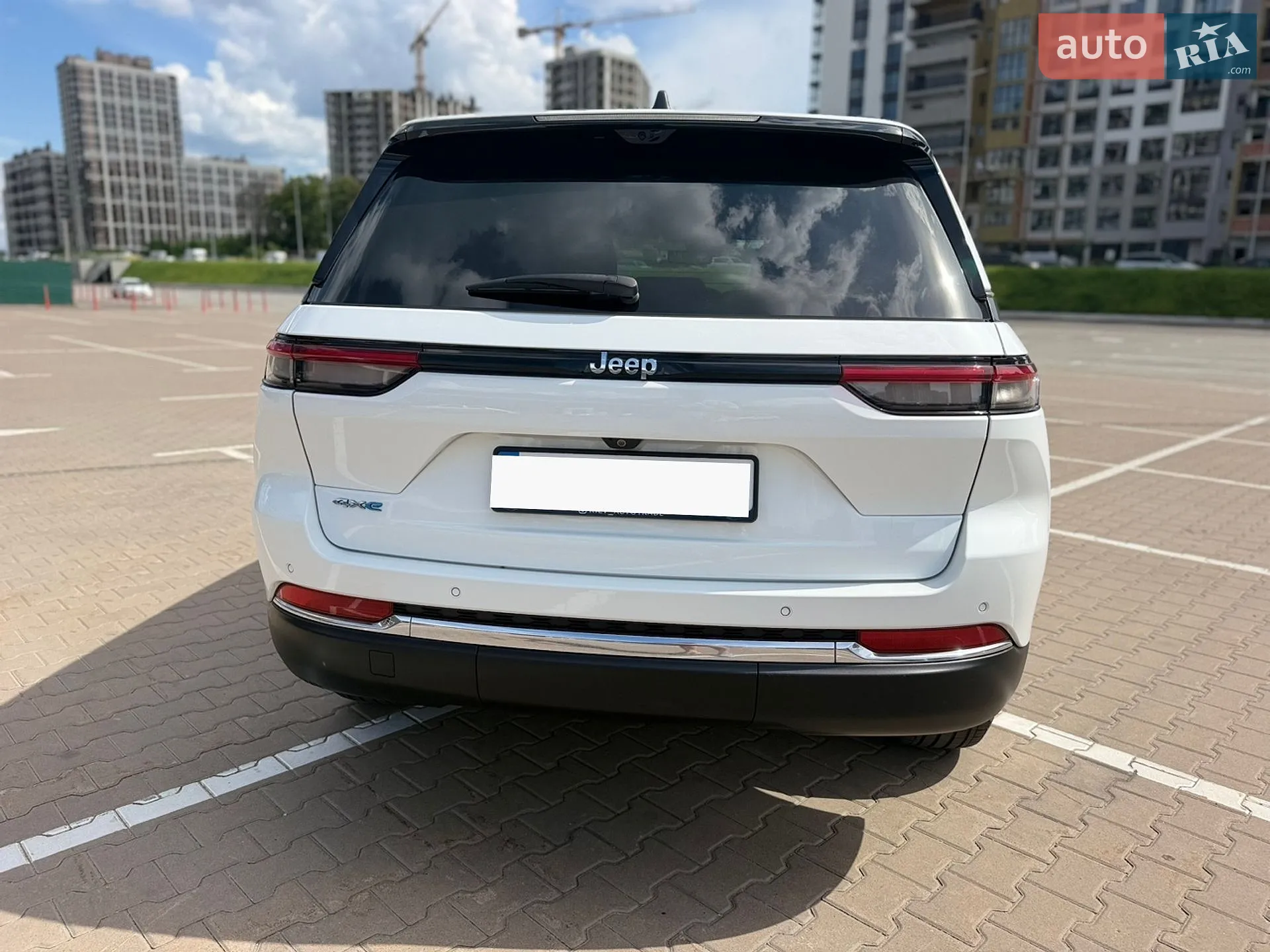 2022 Jeep Grand Cherokee - мініатюра 10