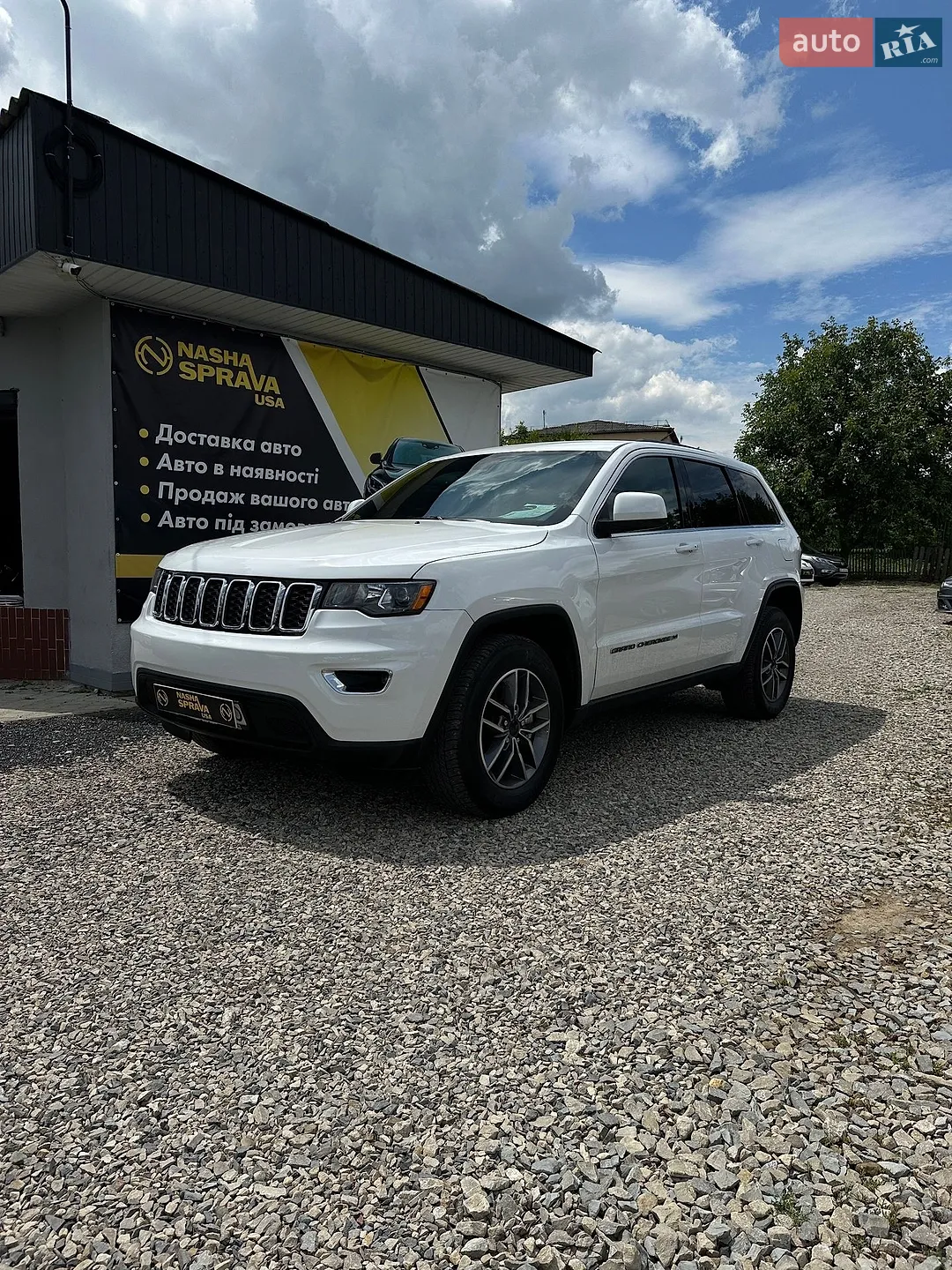 2022 Jeep Grand Cherokee - фото 1