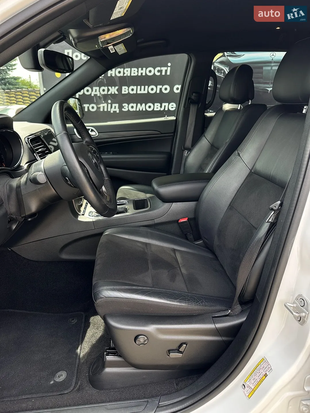 2022 Jeep Grand Cherokee - мініатюра 10