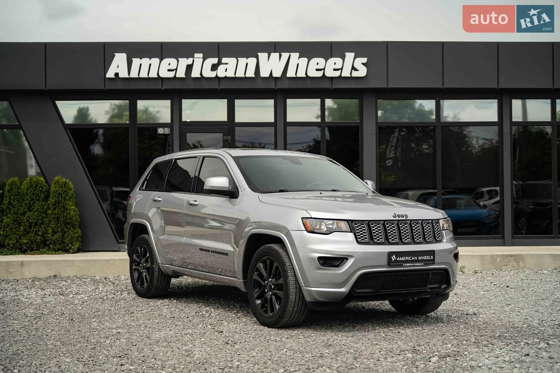 2017 Jeep Grand Cherokee - мініатюра 3