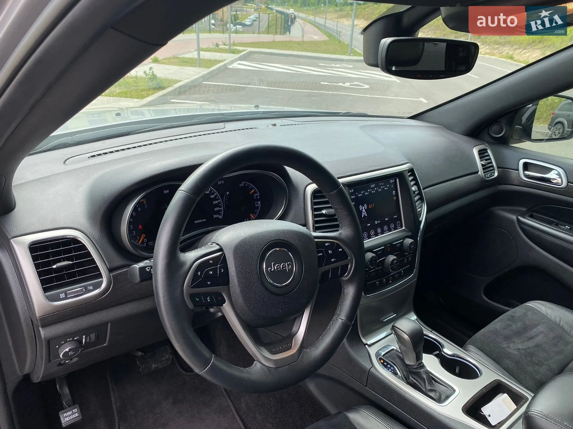 2018 Jeep Grand Cherokee - мініатюра 16