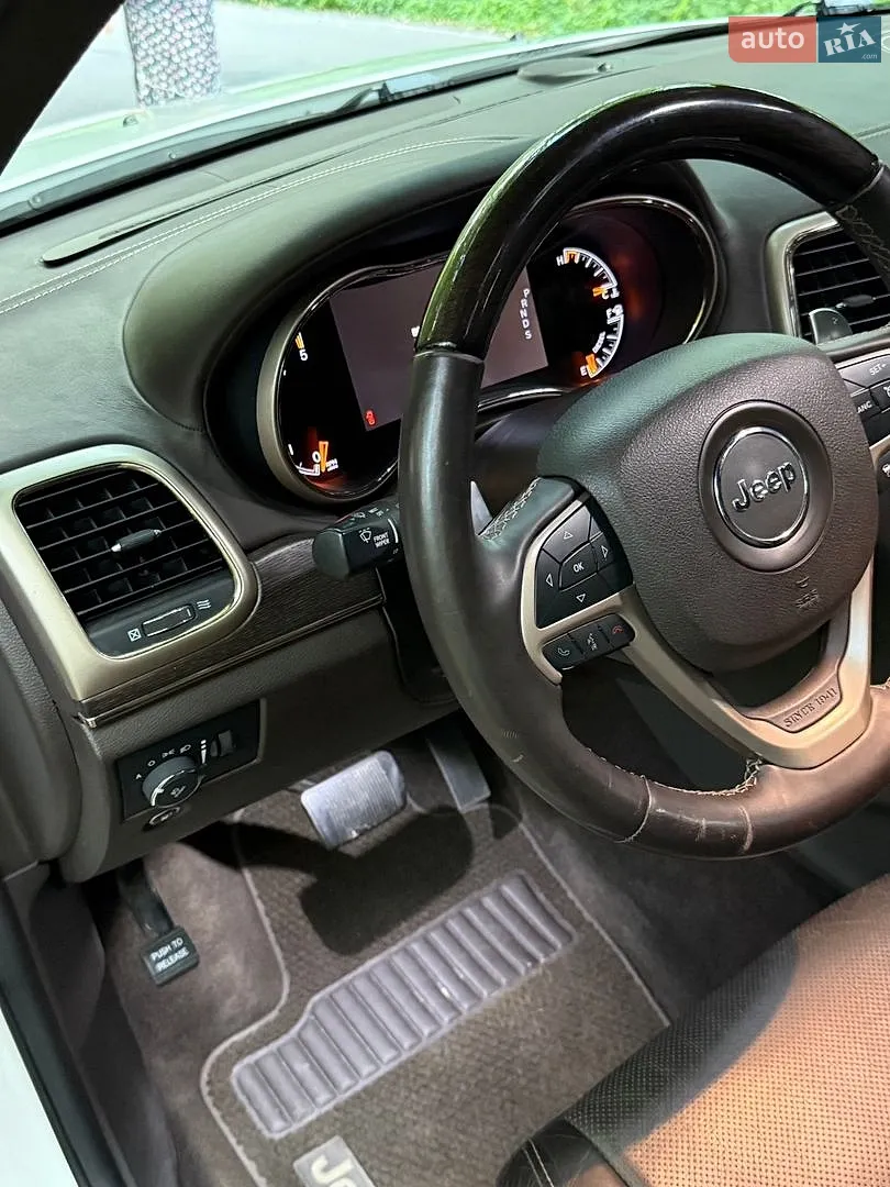 2014 Jeep Grand Cherokee - мініатюра 31