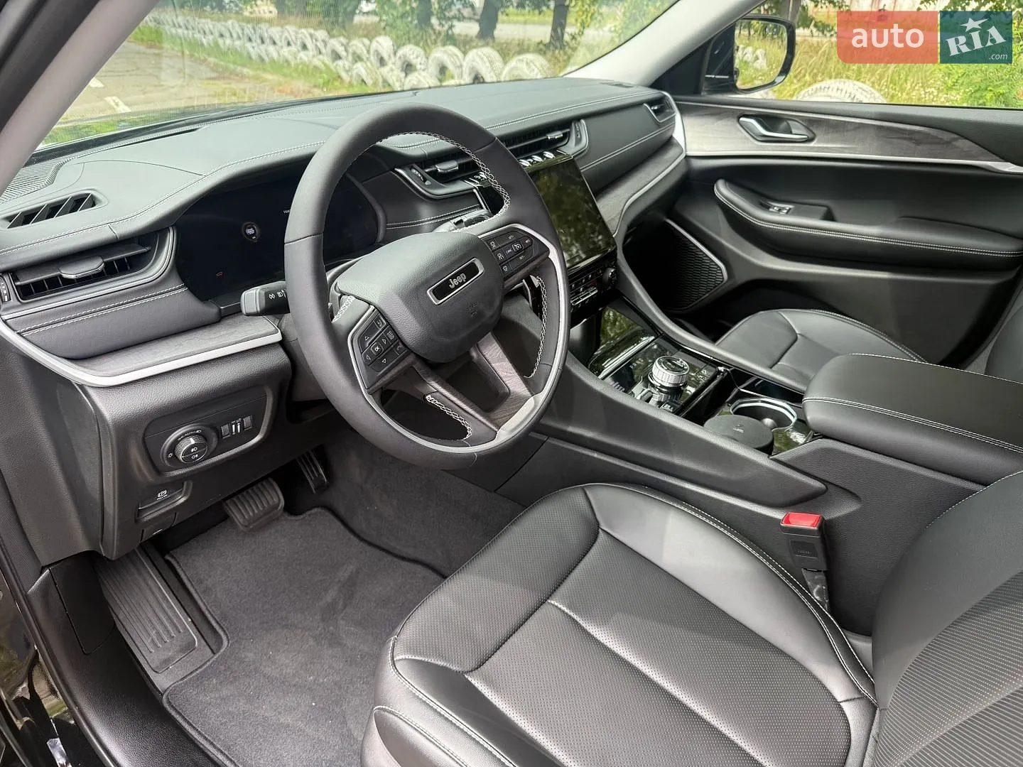 2023 Jeep Grand Cherokee - мініатюра 9