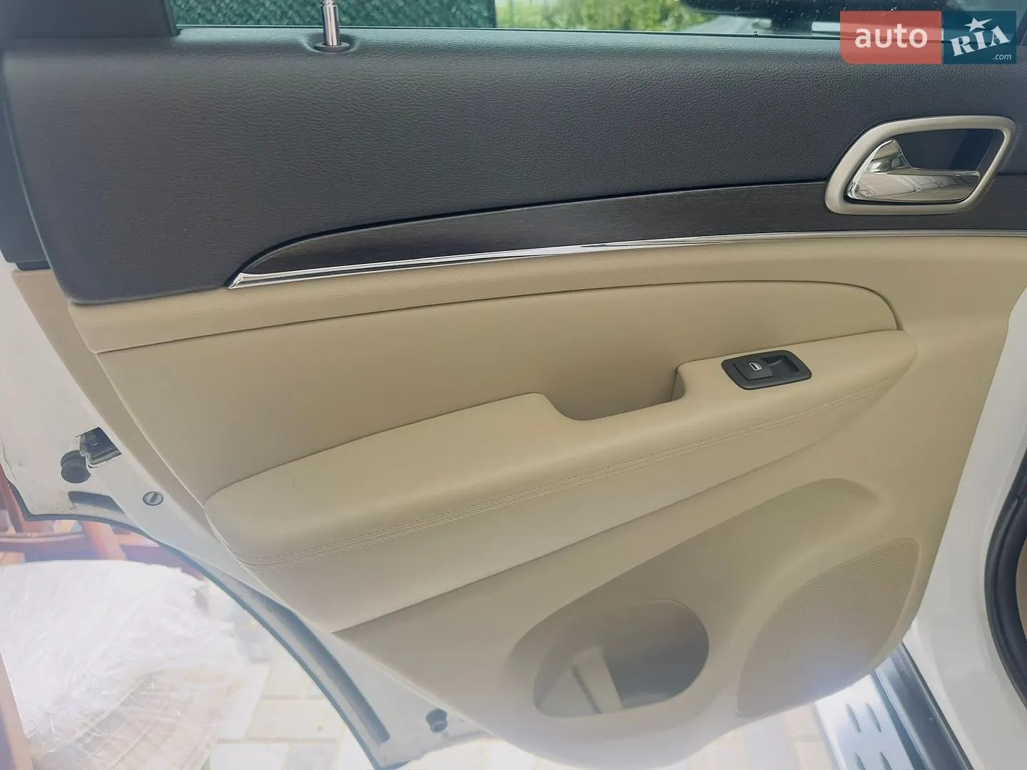 2014 Jeep Grand Cherokee - мініатюра 27