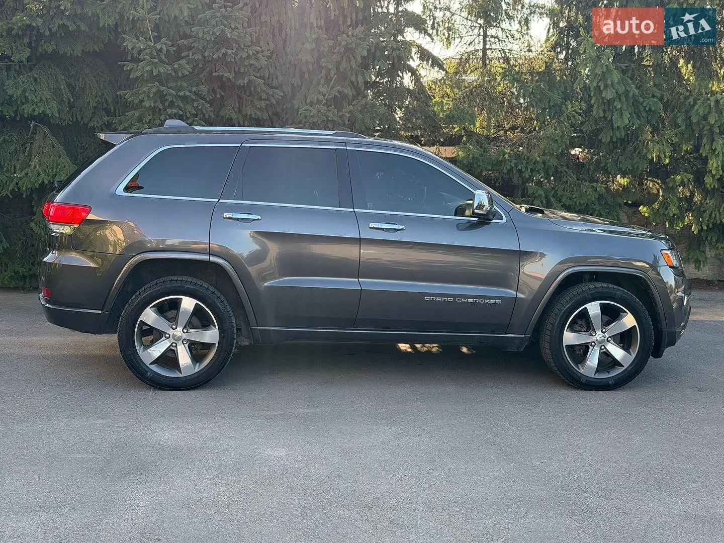 2013 Jeep Grand Cherokee - мініатюра 15
