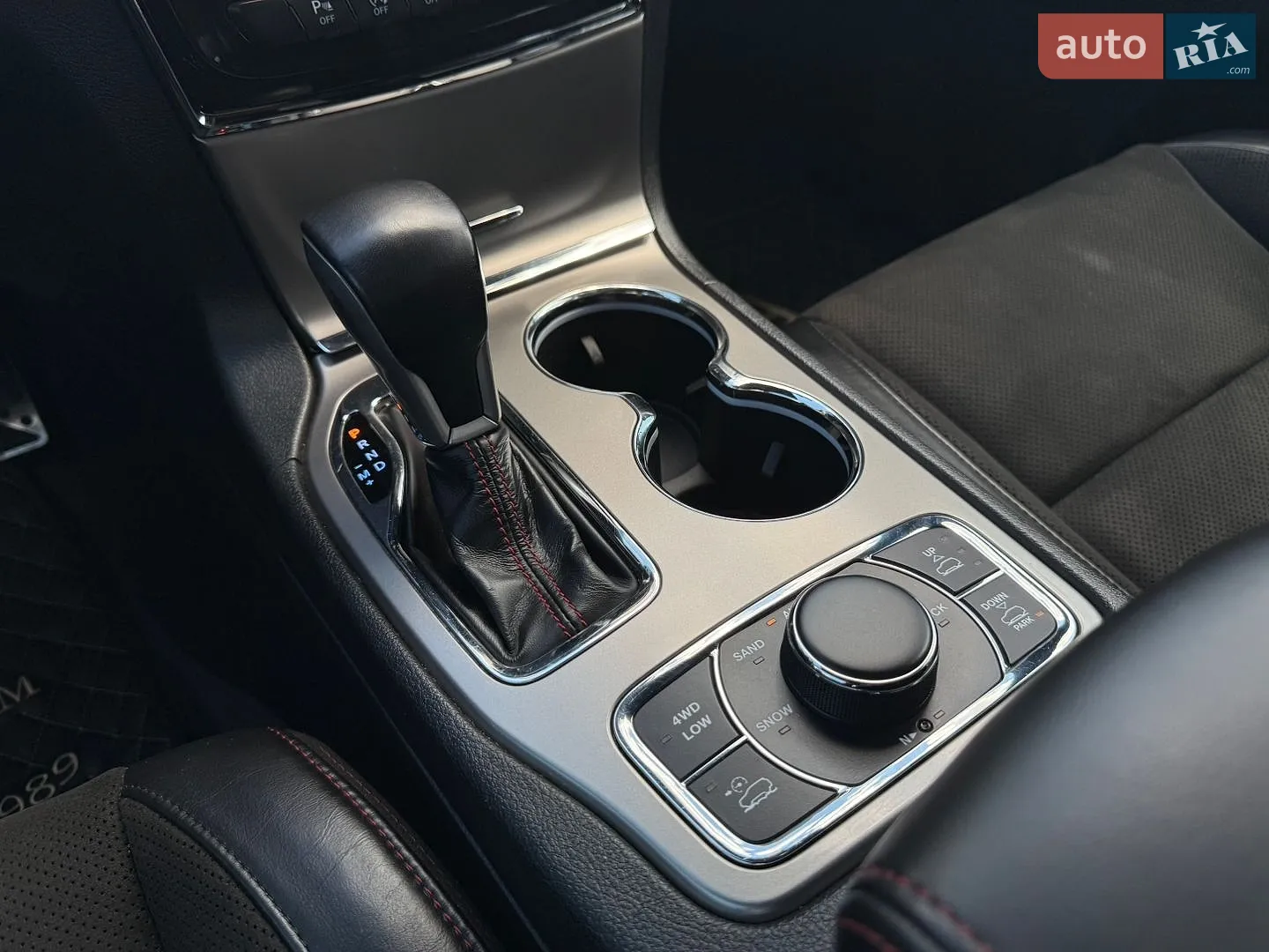 2020 Jeep Grand Cherokee - мініатюра 19