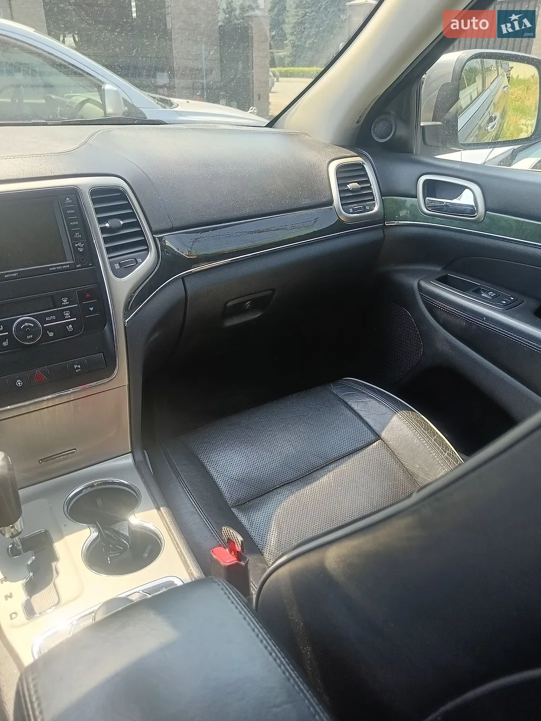 2011 Jeep Grand Cherokee - мініатюра 24