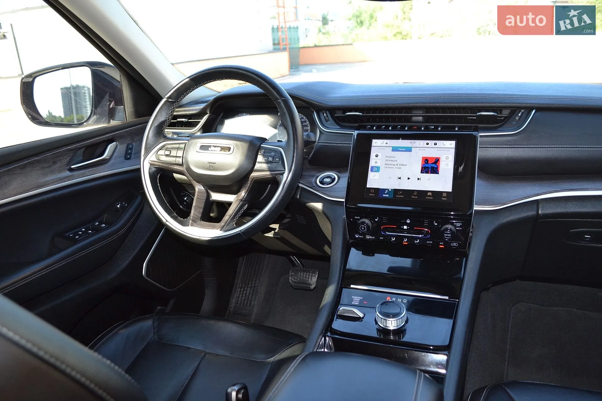 2022 Jeep Grand Cherokee - мініатюра 24