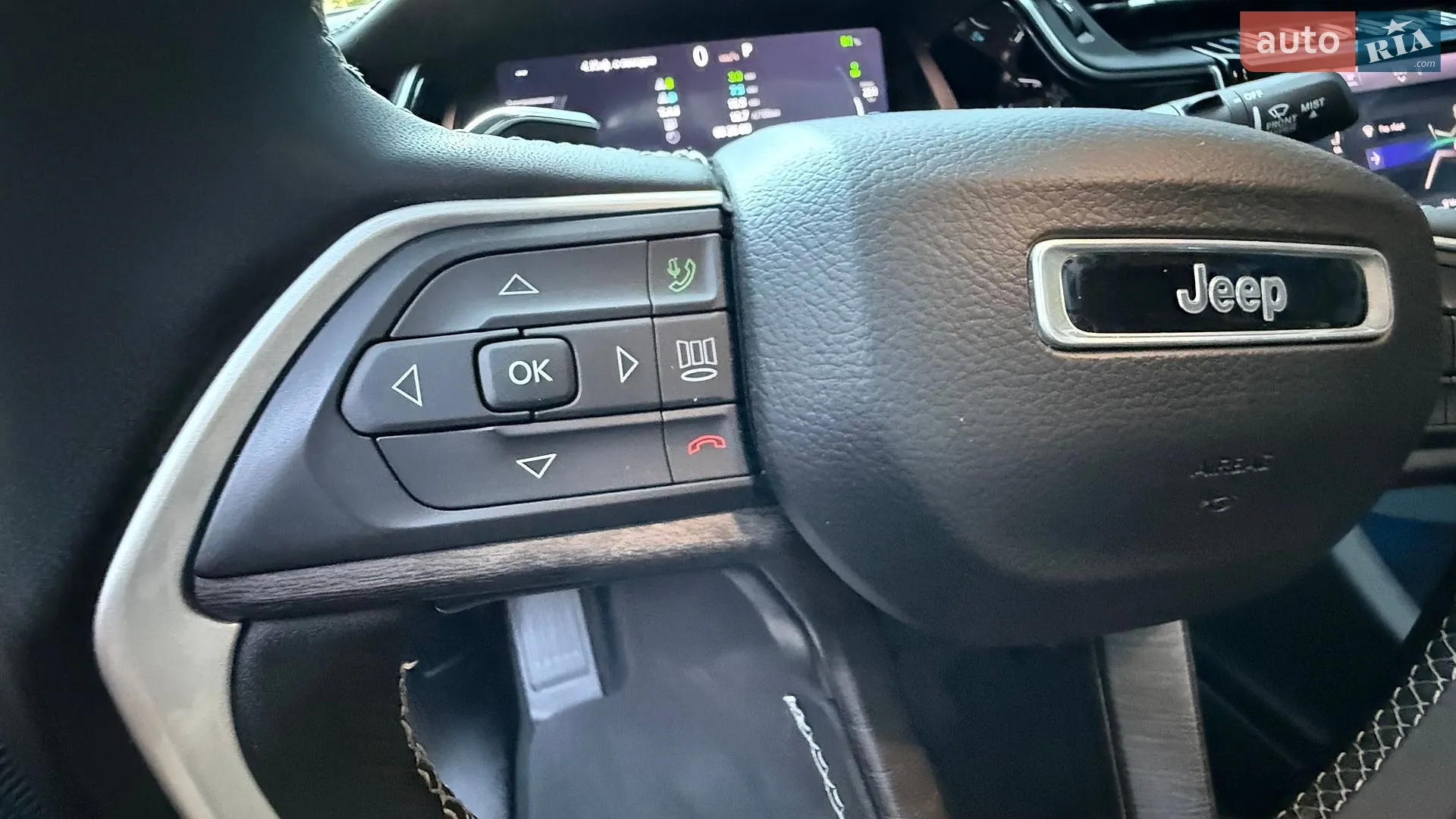 2022 Jeep Grand Cherokee - мініатюра 56