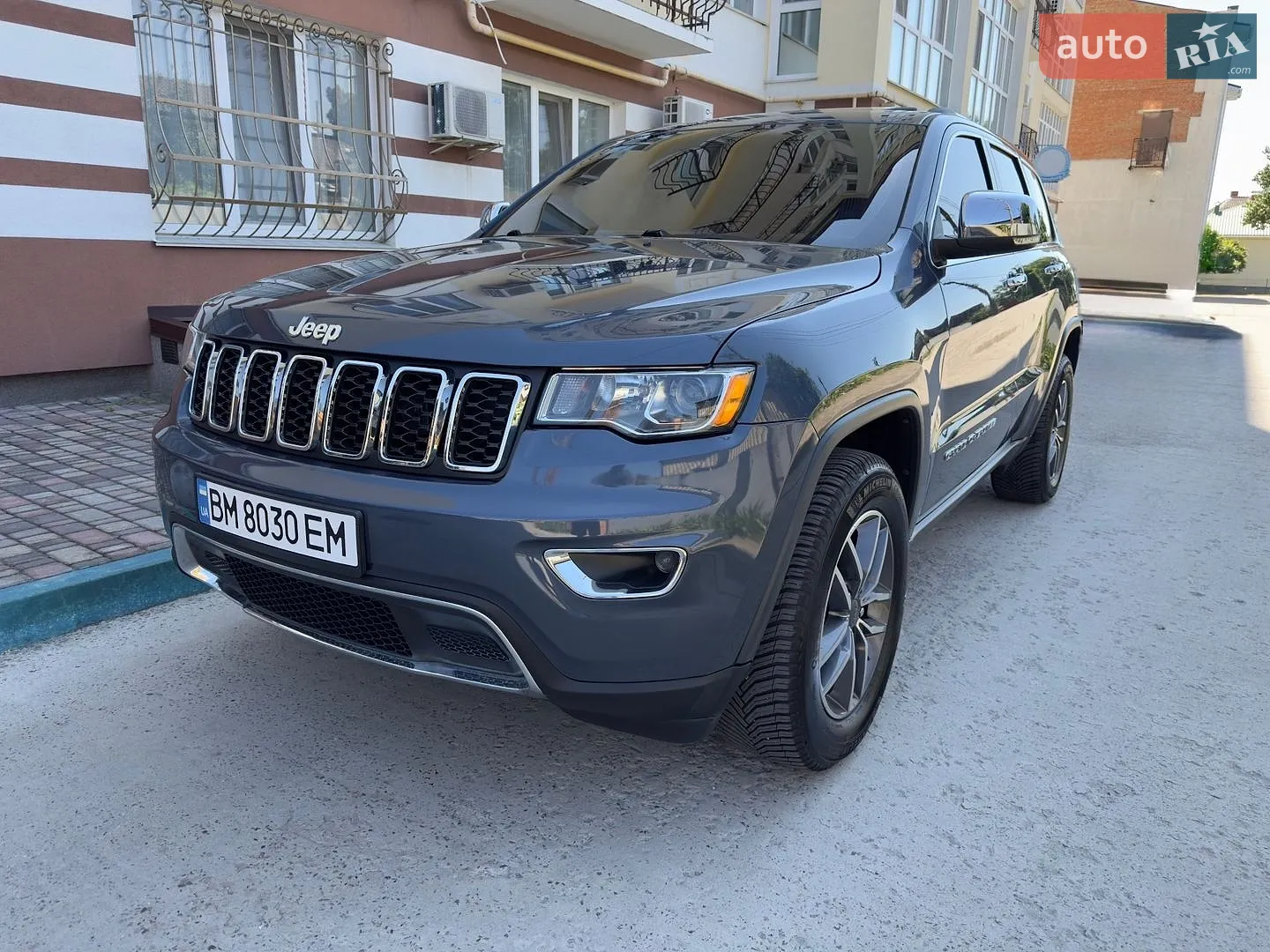 2019 Jeep Grand Cherokee - фото 1