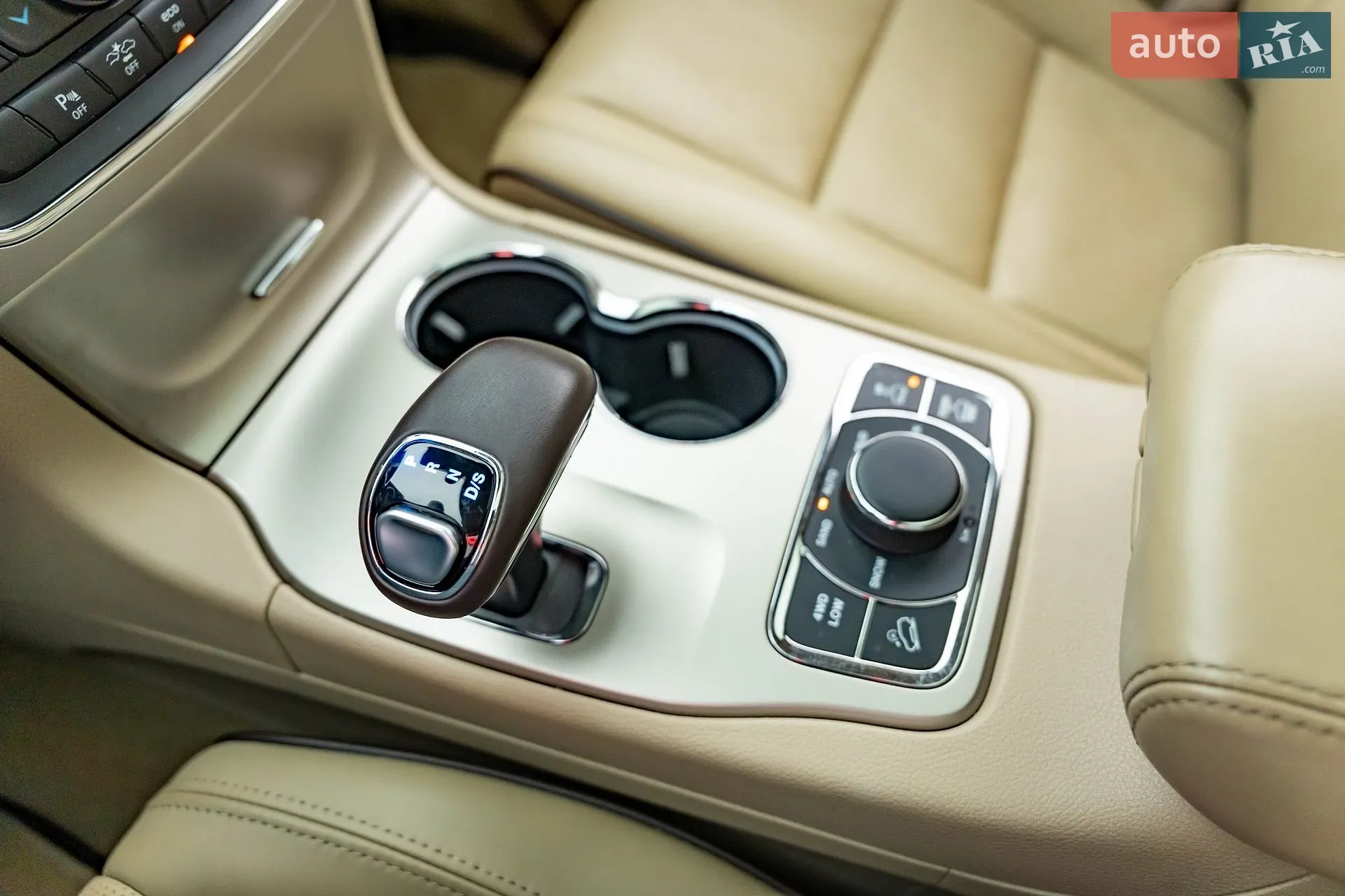 2014 Jeep Grand Cherokee - мініатюра 24