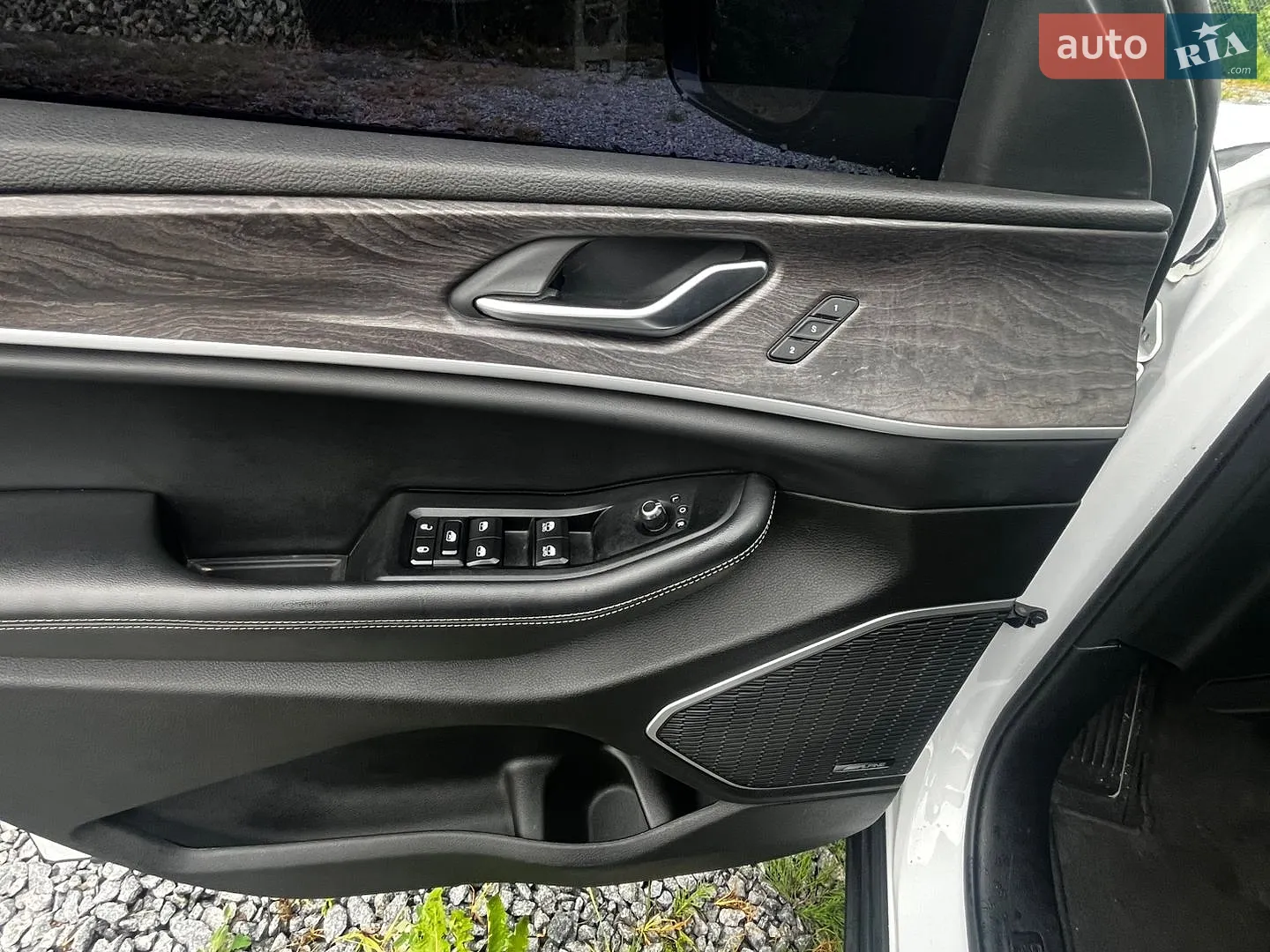 2021 Jeep Grand Cherokee - мініатюра 36