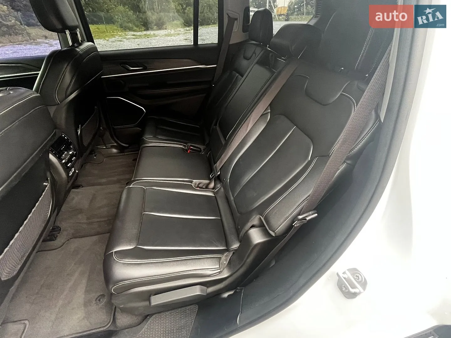 2021 Jeep Grand Cherokee - мініатюра 13
