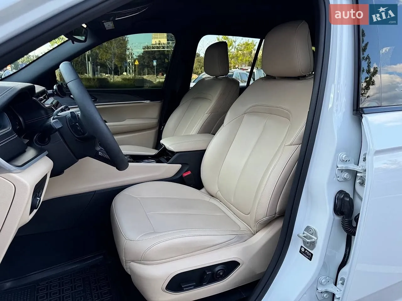 2023 Jeep Grand Cherokee - мініатюра 13