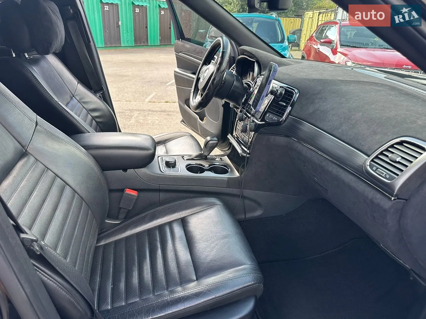 2020 Jeep Grand Cherokee - мініатюра 25