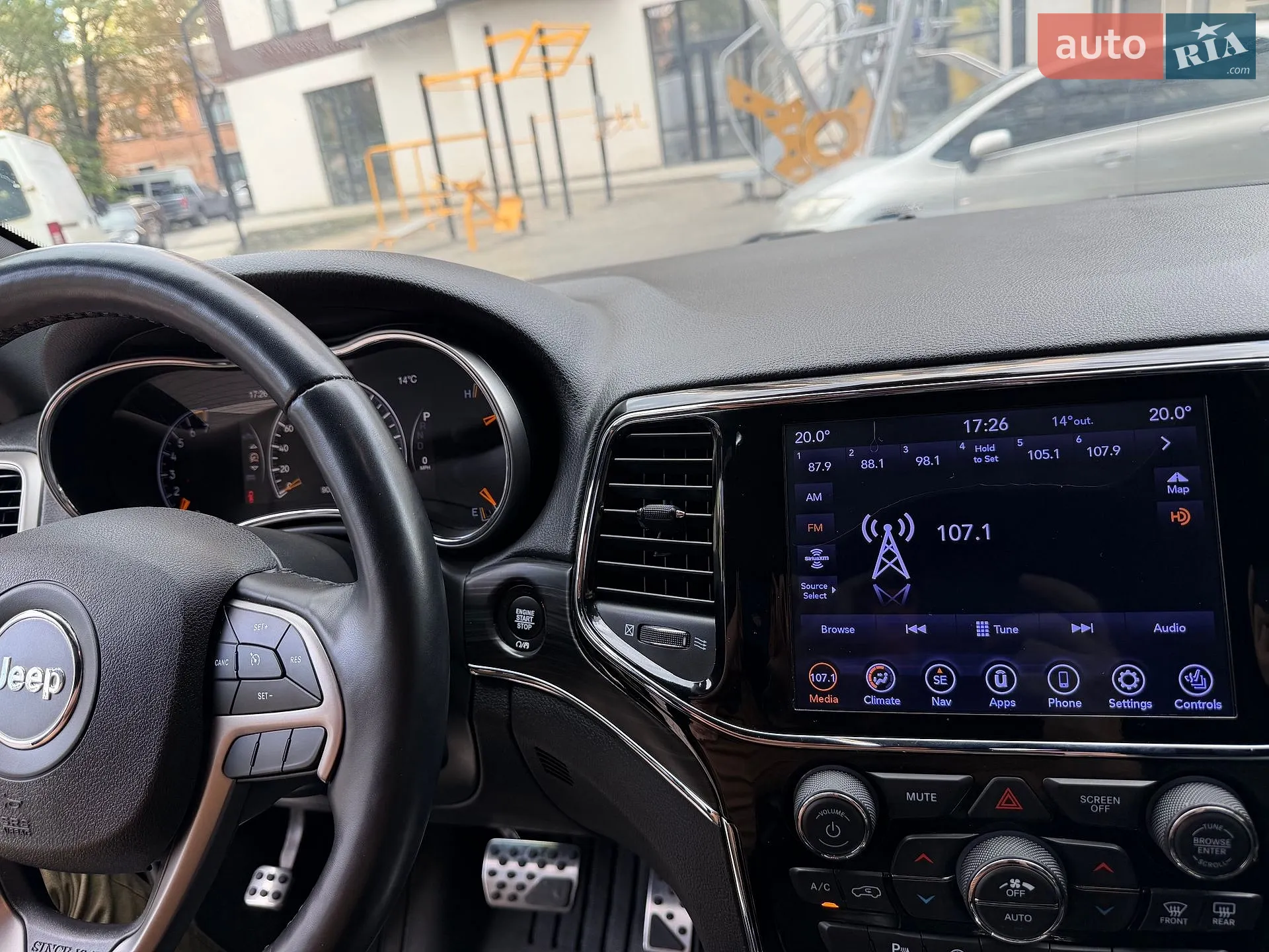 2020 Jeep Grand Cherokee - мініатюра 13