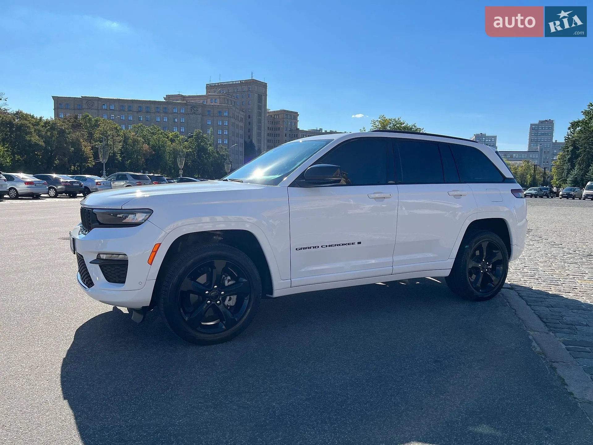 2023 Jeep Grand Cherokee - мініатюра 4