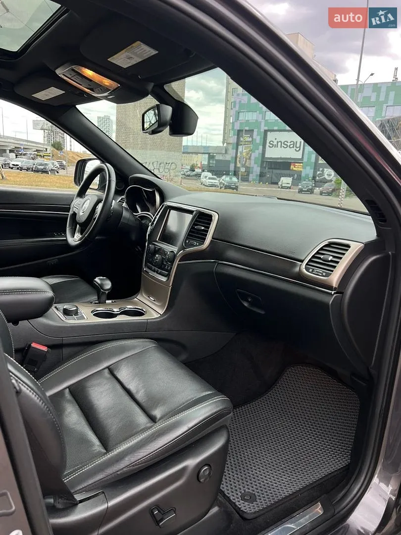 2013 Jeep Grand Cherokee - мініатюра 30
