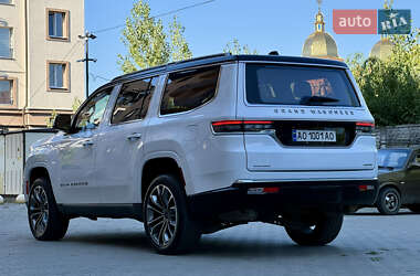 Внедорожник / Кроссовер Jeep Grand Wagoneer 2022 в 