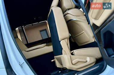 Внедорожник / Кроссовер Jeep Grand Wagoneer 2022 в 