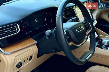 Внедорожник / Кроссовер Jeep Grand Wagoneer 2022 в 