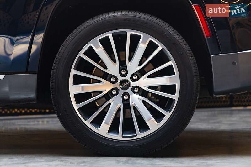 Позашляховик / Кросовер Jeep Grand Wagoneer 2022 в Луцьку