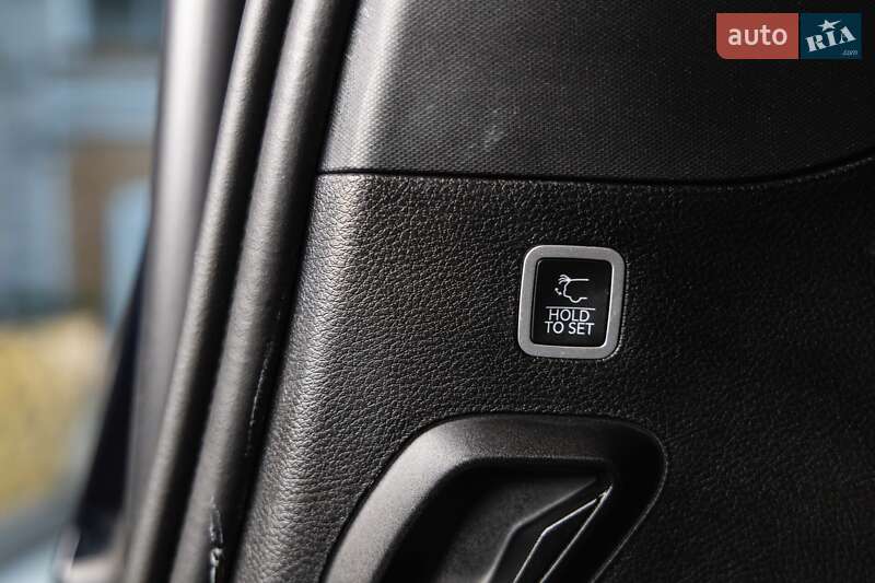 Позашляховик / Кросовер Jeep Grand Wagoneer 2022 в Луцьку