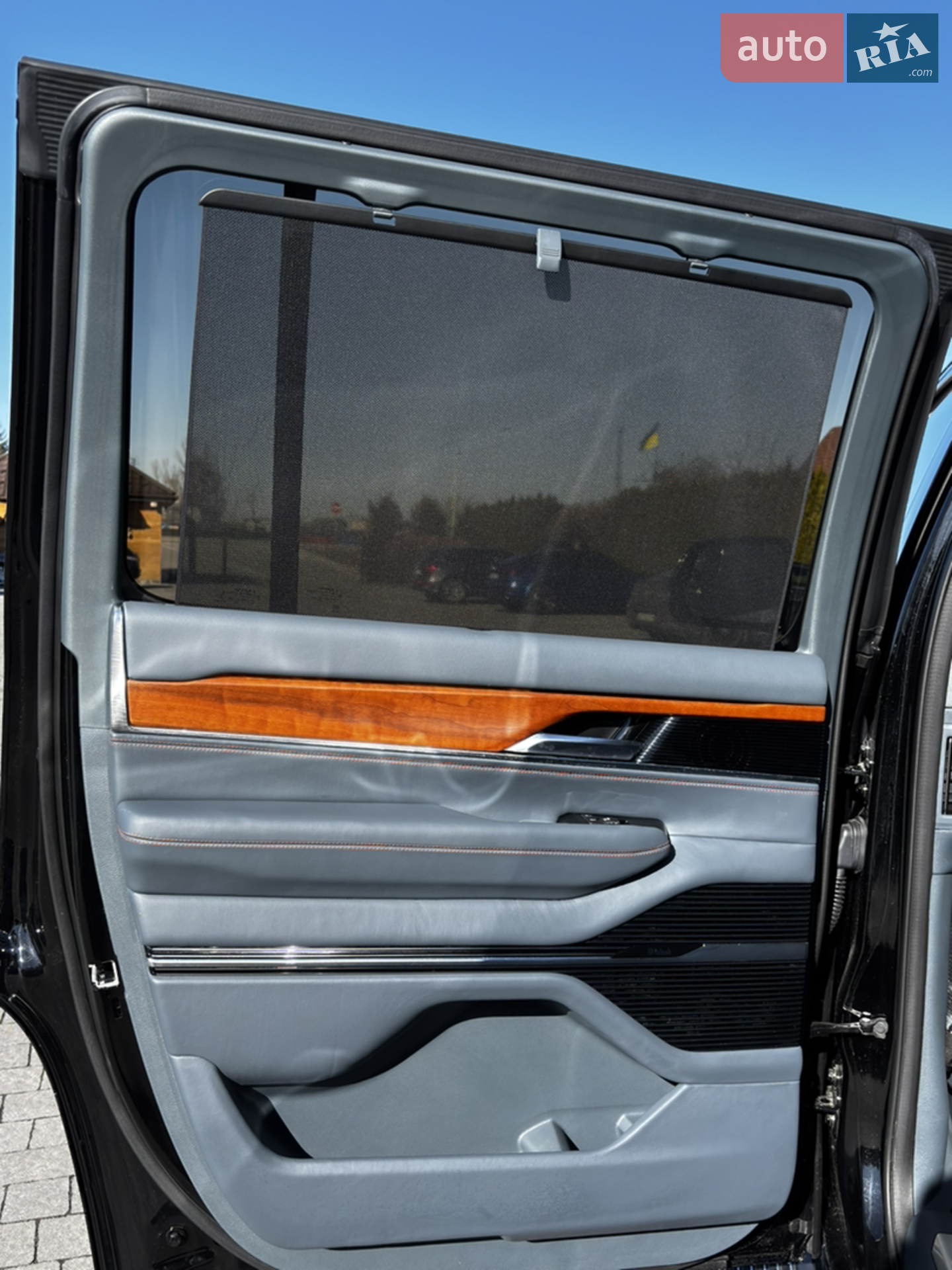2022 Jeep Grand Wagoneer - мініатюра 20